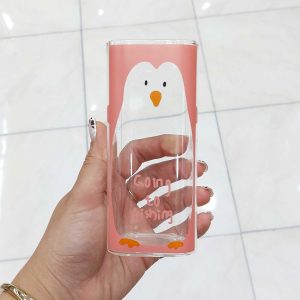 لیوان پیرکس ساده طرح پنگوئن رنگ صورتی وارداتی(تکی)