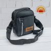 کیف دوشی برزنتی مردانه اسپورت تیکه چرم طرح Benelton سایز کوچک